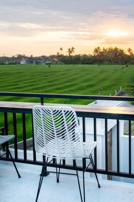Villa Santa 1 Canggu Exteriör bild