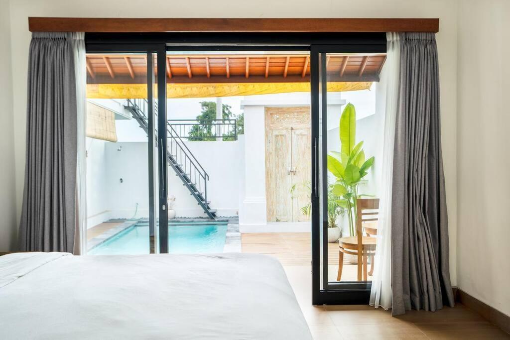 Villa Santa 1 Canggu Exteriör bild